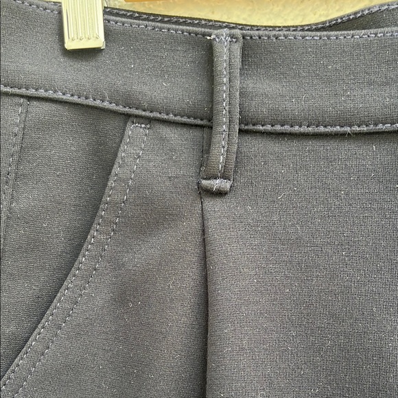 MOTHER Denim Pleated Trainer Pant in French Kissing - Picture 9 of 14